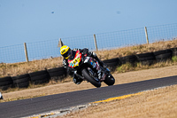 anglesey-no-limits-trackday;anglesey-photographs;anglesey-trackday-photographs;enduro-digital-images;event-digital-images;eventdigitalimages;no-limits-trackdays;peter-wileman-photography;racing-digital-images;trac-mon;trackday-digital-images;trackday-photos;ty-croes